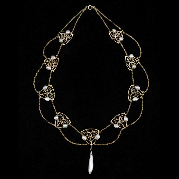 Art Nouveau 15ct gold swag necklace