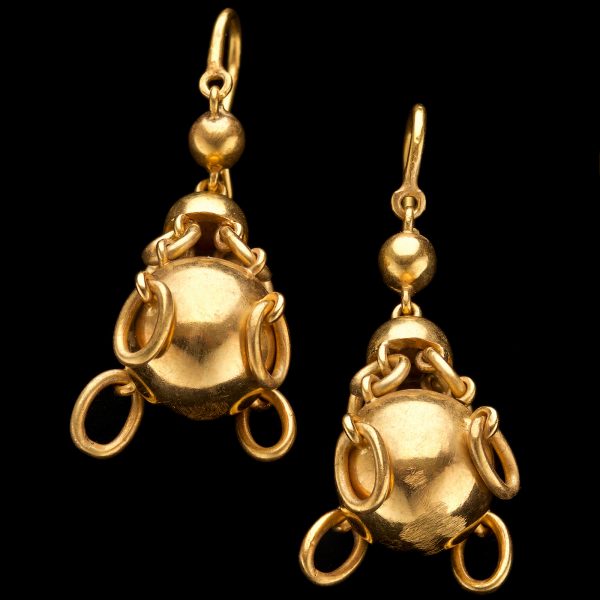 18ct gold ball earrings decorated with circular drops