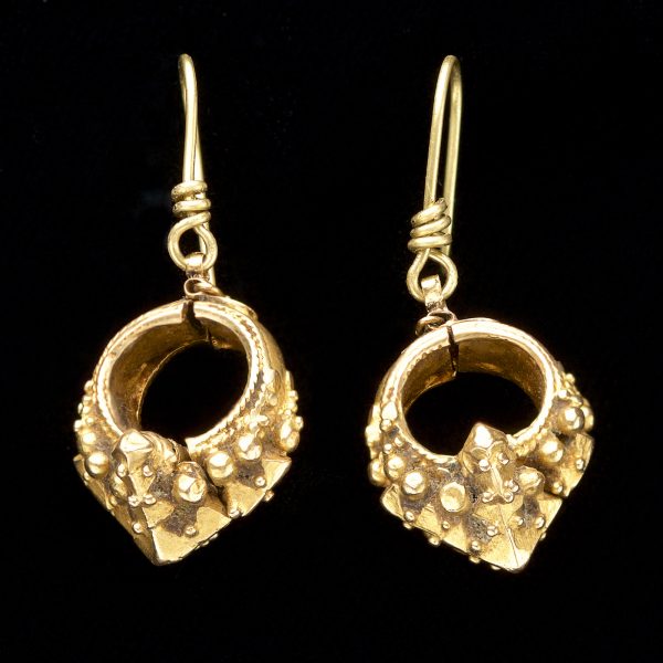 South Indian 22ct gold geometric design earrings