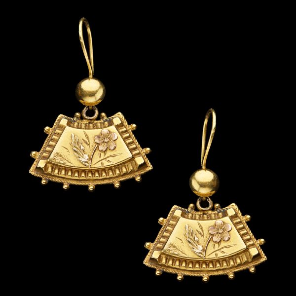 Antique 15ct gold Japanese style fan-shaped earrings